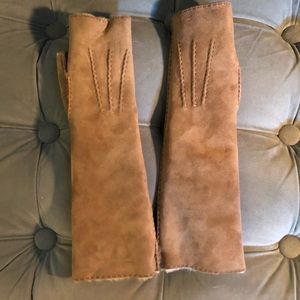 Barney’s NY Leather/Shearling Fingerless Gloves